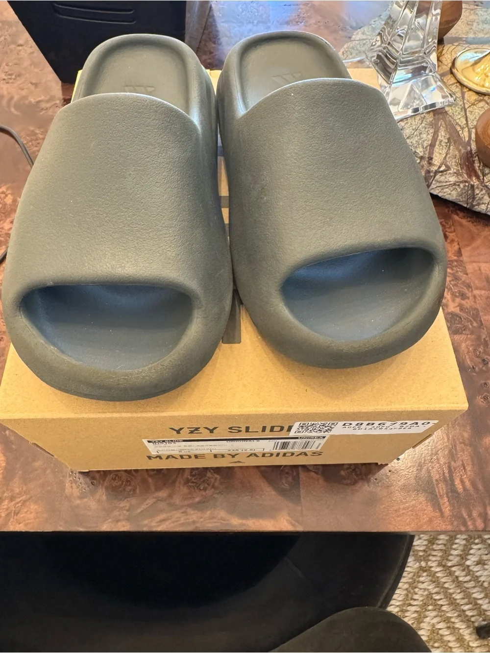 adidas Kids Black YZY-Style Foam Slide Sandals SZ5